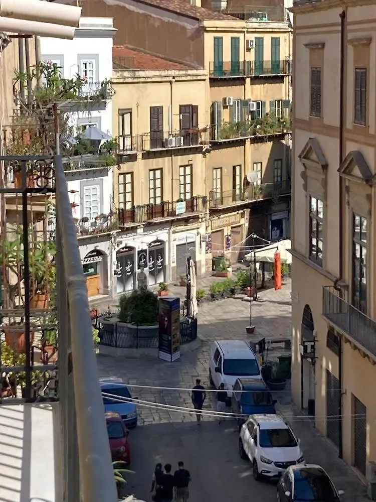 B&B Garibaldi Palermo 0*,